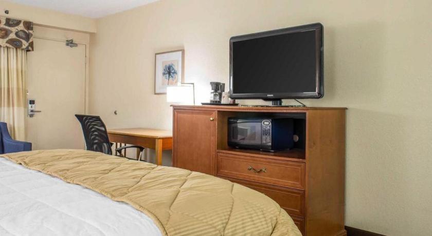 Lifestyle Inn Cedar Falls Ngoại thất bức ảnh