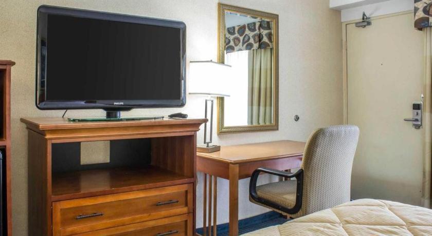 Lifestyle Inn Cedar Falls Ngoại thất bức ảnh