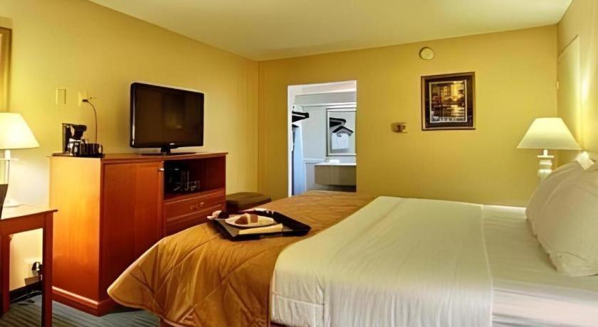 Lifestyle Inn Cedar Falls Ngoại thất bức ảnh