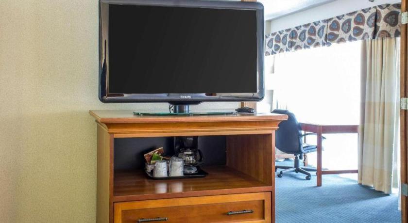Lifestyle Inn Cedar Falls Ngoại thất bức ảnh