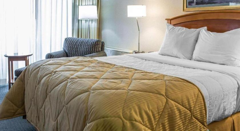 Lifestyle Inn Cedar Falls Ngoại thất bức ảnh